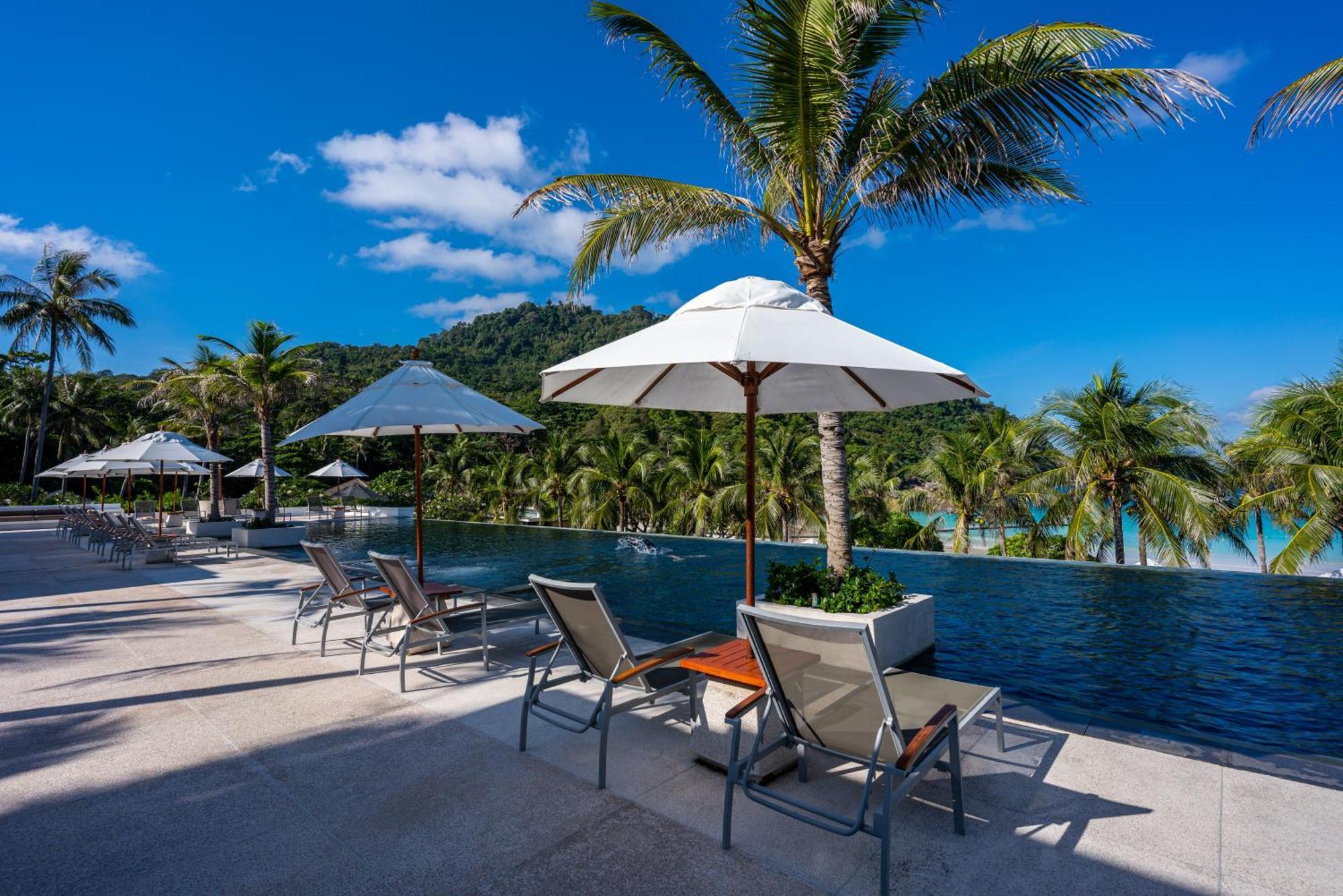 Hotel The Racha Ko Racha Yai Esterno foto