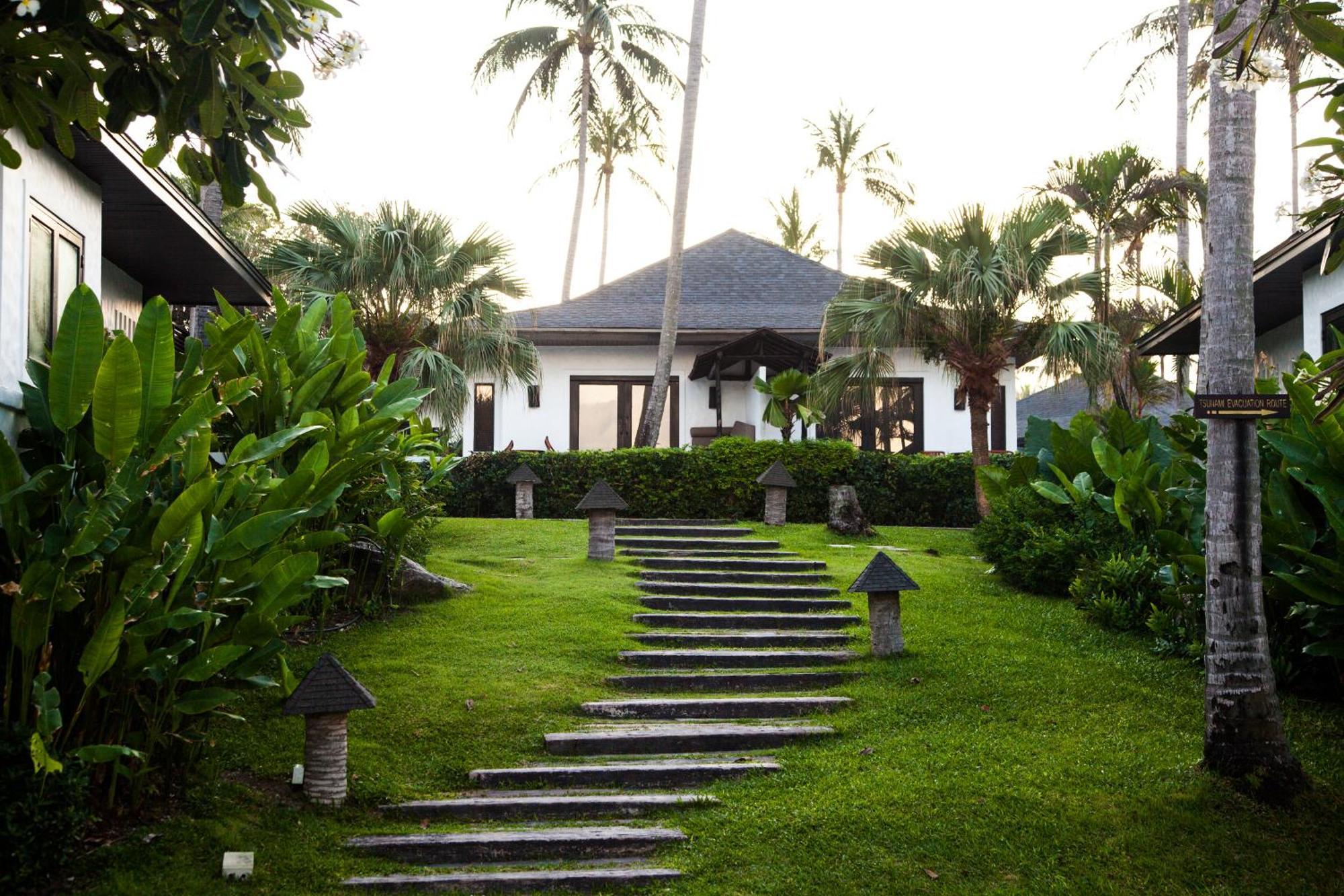 Hotel The Racha Ko Racha Yai Esterno foto