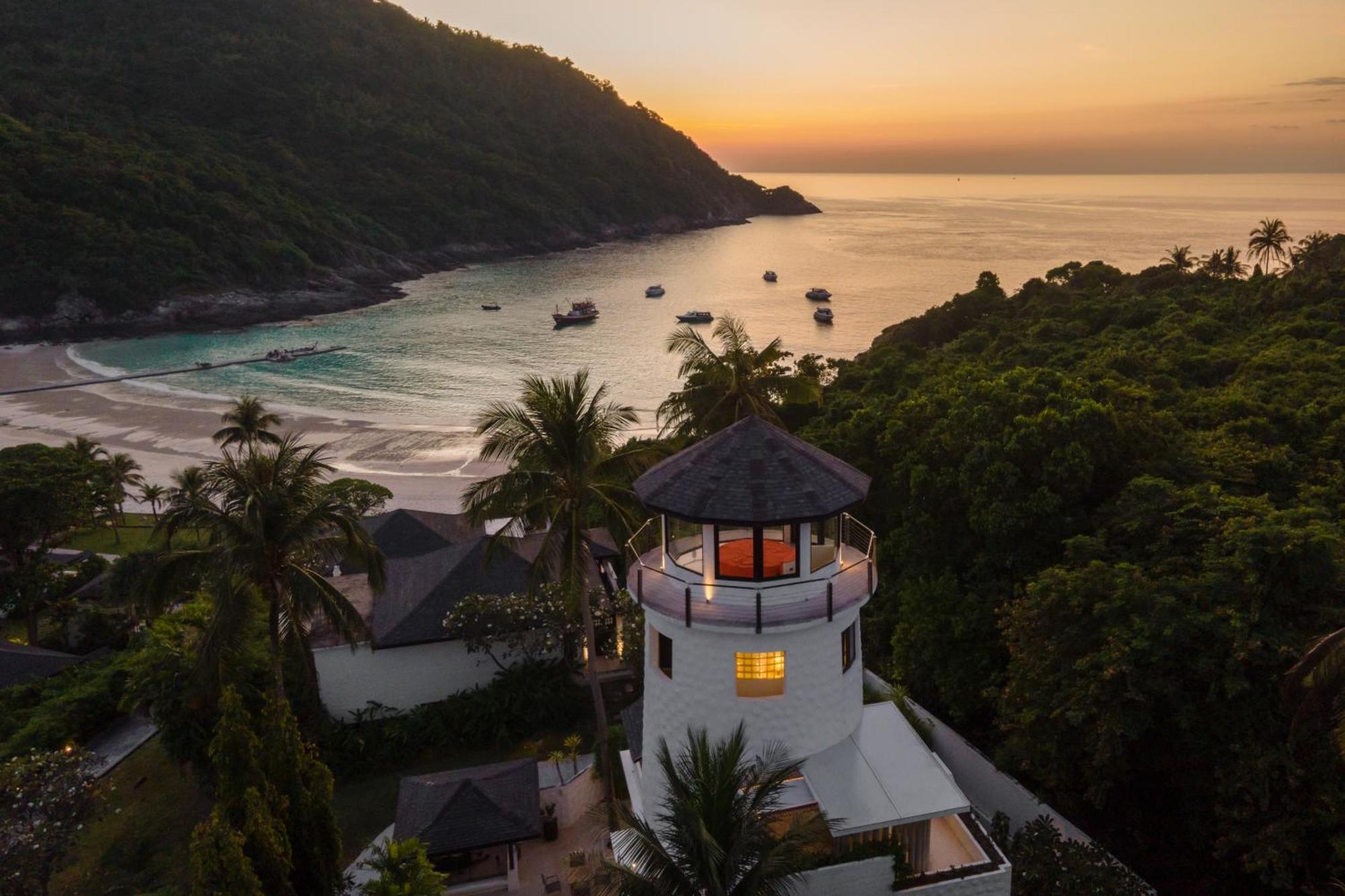 Hotel The Racha Ko Racha Yai Esterno foto